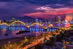 Thành phố Đà Nẵng lộng lẫy về đêm.