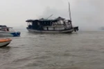 Cháy tàu du lịch chở khách nước ngoài tham quan Vịnh Hạ Long