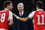 HLV Arsene Wenger hạnh phúc sau chiến thắng trước Bayern. (Nguồn: telegraph)
