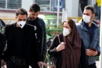 Người dân đeo khẩu trang phòng tránh dịch COVID-19 tại Tehran, Iran, ngày 22/2 vừa qua. (Ảnh:AFP/TTXVN)