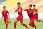 Văn Hậu đang là cầu thủ ấn tượng nhất của U22 Việt Nam tại SEA Games. (Ảnh: Quốc Khánh/TTXVN)