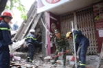 Nguyên nhân sập nhà Cửa Bắc là do nhà bên cạnh tác động. (Ảnh: Minh Sơn/Vietnam+)