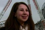 Katie Bouman, nữ giáo sư trẻ đứng sau bức ảnh hố đen đầu tiên của nhân loại. (Nguồn: CNN)