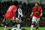 Daley Blind giải cứu Manchester United sau màn rượt đuổi căng thẳng