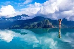 Khung cảnh đẹp nao lòng tại hồ bơi Topas Ecolodge Sapa. (Ảnh: Fanpage Topas Ecolodge)