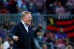 CĐV Barcelona nổi đóa đập xe của HLV Koeman sau trận thua Real Madrid