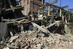 Một ngôi nhà bị sập sau trận động đất. (Nguồn: AP)