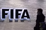 FIFA đang lao đao vì các quan chức liên tục dính chàm. (Nguồn: AP)