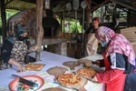 Nhà hàng pizza tại ngôi làng nhỏ Jemapoh, Malaysia, ngày 5/11/2020. (Ảnh: AFP/TTXVN)