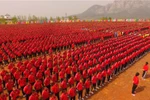 Mãn nhãn với "tuyệt chiêu" võ thuật của 26.000 đệ tử