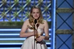 Nữ diễn viên Elisabeth Moss giành giải Nữ diễn viên chính xuất sắc thể loại phim chính kịch với vai diễn trong The Handmaid's Tale. (Nguồn: AFP/TTXVN)
