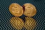 Đồng tiền kỹ thuật số Bitcoin. (Ảnh: AFP/TTXVN)