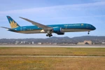 Máy bay của Vietnam Airlines đón công dân Việt Nam về nước hạ cánh ở sân bay quốc tế San Francisco. (Nguồn: facebook.com/flySFO)