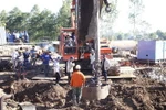 Công tác giải cứu em Thái Lý Hạo Nam vẫn tiếp tục được thực hiện. (Ảnh: TTXVN phát)