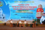Các đại biểu tham gia giao lưu. (Ảnh: Nguyễn Cúc/TTXVN)