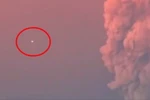 Phát hiện một vật thể bay gần núi lửa Calbuco phun trào