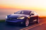 Tỷ phú Elon Musk tham vọng ra xe tự lái hoàn toàn vào năm sau