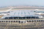 Nhà ga T2, sân bay quốc tế Nội Bài nhìn từ trên cao. (Ảnh: Minh Sơn-Hoàng Long/Vietnam+)