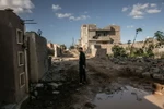 Cảnh đổ nát do xung đột tại khu vực ngoại ô Khallat Al-Ferjan, phía Nam thủ đô Tripoli, Libya ngày 16/2/2020. (Nguồn: THX/TTXVN) 