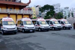 Xe cứu thương chuyên dụng được Giáo hội Phật giáo Việt Nam Thành phố Hồ Chí Minh quyên tặng cho ngành y tế thành phố. (Ảnh: Xuân Khu/TTXVN) 