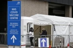 Một điểm tiêm chủng vaccine ngừa COVID-19 tại London, Anh, ngày 4/3/2021. (Nguồn: THX/TTXVN) 
