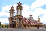 Tòa Thánh Cao Đài Tây Ninh - điểm đến du lịch tôn giáo hấp dẫn