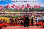 Hoạt động văn hóa, văn nghệ trong Ngày hội kiêng gió 2018. (Ảnh: Trung Nguyên/TTXVN)