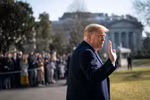 Tổng thống Trump rời Nhà Trắng lần cuối cùng, kết thúc nhiệm kỳ