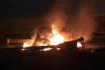 Đoàn xe chở Thiếu tướng Qasem Soleimani thuộc lực lượng IRGC và Phó Chỉ huy lực lượng bán quân sự Hashed al-Shaabi ở Iraq, ông Abu Mahdi al-Muhandis đã trúng tên lửa hành trình được phóng đi từ trực thăng của Mỹ xuống Baghdad ngày 2/1/2020. (Ảnh: CNN/TTXV