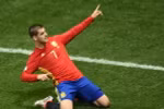 Người hùng của tuyển Tây Ban Nha Alvaro Morata sau khi ghi hai bàn cho đội nhà vào lưới đối thủ. (Nguồn: AFP/TTXVN)