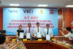 Ký kết hợp tác hỗ trợ cho lao động và doanh nghiệp dệt may, da giầy