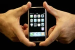 Chiếc iPhone đầu tiên. (Nguồn: Getty Images)