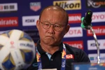 HLV Park Hang-seo cho hay U23 Việt Nam phải chờ đợi vào đối thủ để biết có đi tiếp hay không tại U23 châu Á 2020. (Ảnh: Nguyên An/Vietnam+)