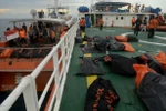 Thi thể các nạn nhân của vụ chìm tàu Marina Baru được tìm thấy. (Nguồn: Reuters)