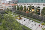 Khu vực đường hoa Nguyễn Huệ, quận 1, TP Hồ Chí Minh thưa thớt người tham quan dịp Tết Nguyên đán Tân Sửu 2021. (Ảnh: Thanh Vũ/TTXVN)