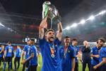 [Video] Italy ăn mừng chức vô địch EURO 2020, báo công với Tổng thống