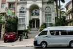 Căn biệt thự của bà Nguyễn Thị Như Loan, Tổng Giám đốc Công ty cổ phần Quốc Cường Gia Lai tại số 26 đường Trần Quốc Thảo, Quận 3, Thành phố Hồ Chí Minh trong thời gian lực lượng chức năng thực hiện khám xét vào ngày 19/7/2024.(Ảnh: Thanh Vũ/TTXVN)