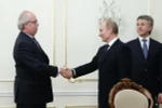 Putin gọi CEO Total là "người bạn thực sự" của nước Nga