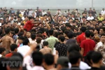 Hội phết Hiền Quan 2018 vẫn diễn ra tình trạng bạo lực. (Ảnh: TTXVN)