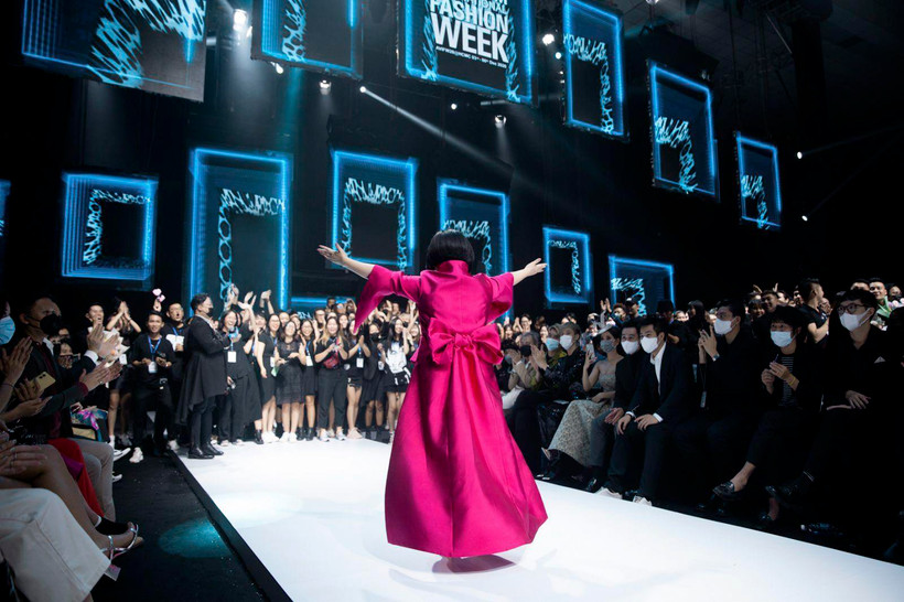 Chương trình Đấu giá thiện nguyện thu hút sự tham gia của nhiều người nổi tiếng. (Ảnh minh họa: BTC)