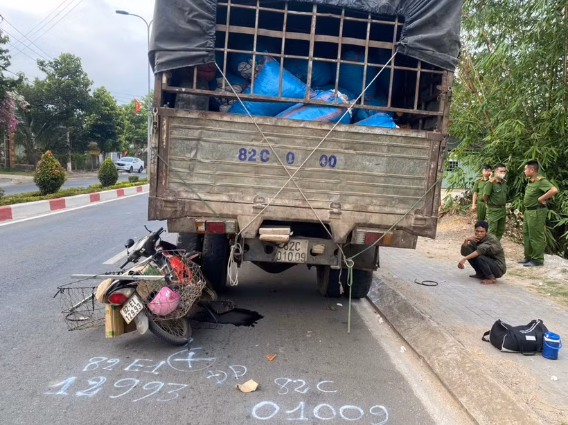 Hiện trường vụ tai nạn. (Ảnh: TTXVN phát)