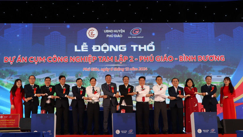 Lễ khởi công Cụm Công nghiệp Tam Lập 2 tại huyện Phú Giáo, Bình Dương. (Ảnh: Huyền Trang/TTXVN)