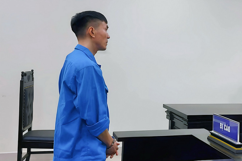 Bị cáo Lê Trọng Nghĩa tại tòa. (Nguồn: VNN)