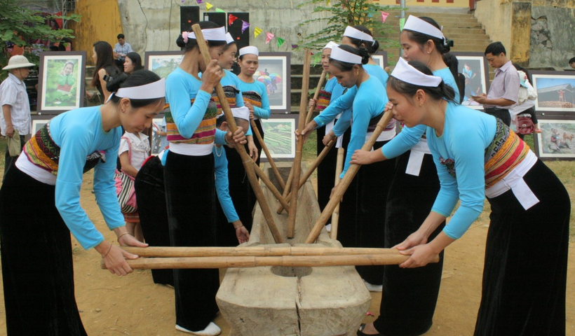 Người Thái ở Mai Châu trình diễn Keng Loóng trong các dịp lễ hội truyền thống của dân tộc. (Nguồn: Sở Văn hóa, Thể thao và Du lịch tỉnh Hòa Bình)