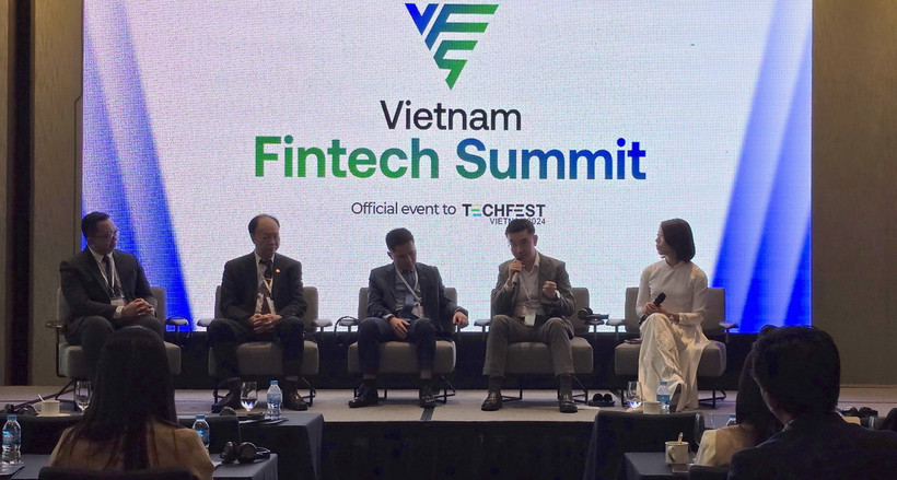 Diễn giả tham gia hội thảo về công nghệ tài chính Việt Nam trong khuôn khổ Techfest Vietnam 2024. (Ảnh: Minh Thu/TTXVN)