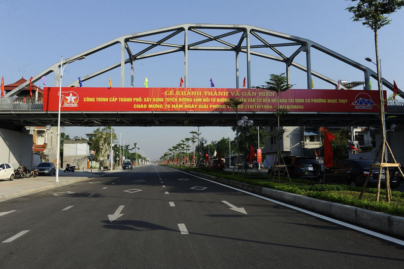 Tuyến đường 40m nối từ đường Nguyễn Văn Cừ đến hết khu tái định cư Ngọc Thụy. (Ảnh: Mạnh Khánh/Vietnam+)