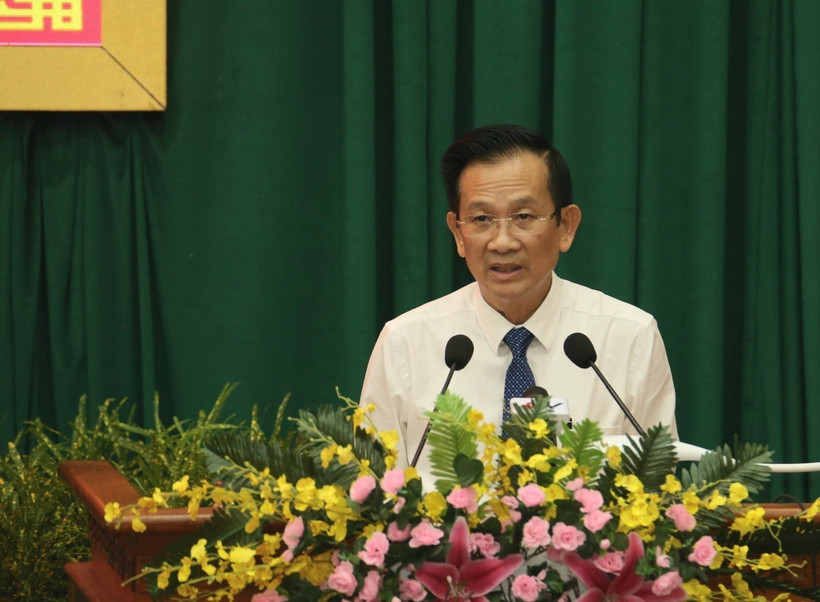 Ông Nguyễn Thiện Nhơn, Trưởng Ban tổ chức Tỉnh ủy Hậu Giang, phát biểu tại Hội nghị. (Ảnh: Duy Khương/TTXVN)