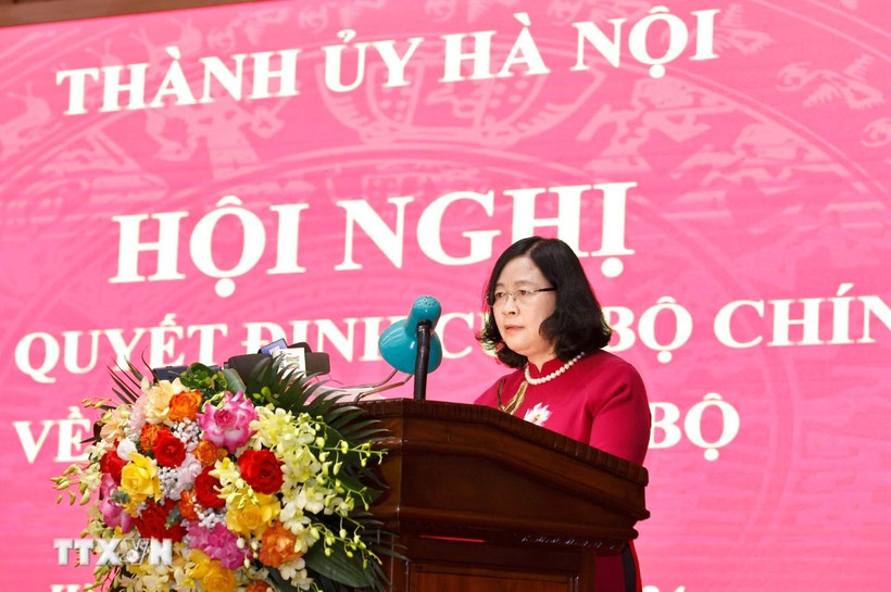 Tân Bí thư Thành ủy Hà Nội Bùi Thị Minh Hoài phát biểu. (Ảnh: Doãn Tấn/TTXVN)