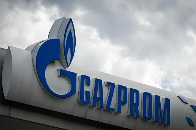 Biểu tượng Tập đoàn Khí đốt Gazprom của Nga. (Ảnh: AFP/TTXVN) 