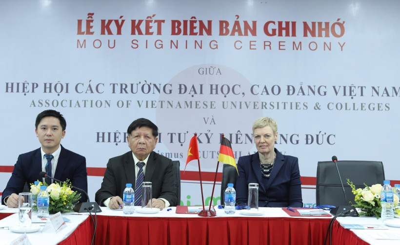 Quang cảnh lễ ký kết biên bản. (Nguồn: Vietnam+)